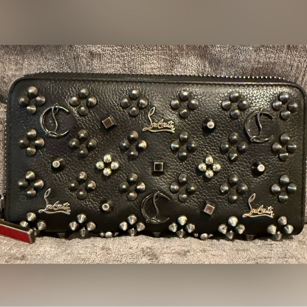 CHRISTIAN LOUBOUTIN BLACK GUN METAL PUNK ROCK DISTRESSED STUDDED WALLET - Picture 9 of 13